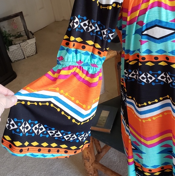 Pretty South Western Dress - Picture 4 of 5